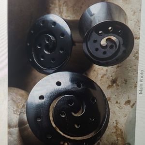 Black Horn Spiral Dot Plugs
